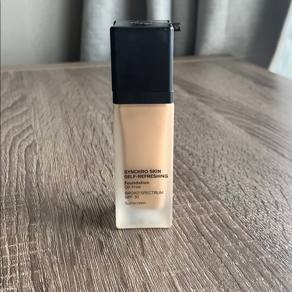 Shiseido Syncro Skin foundation shade bamboo 330